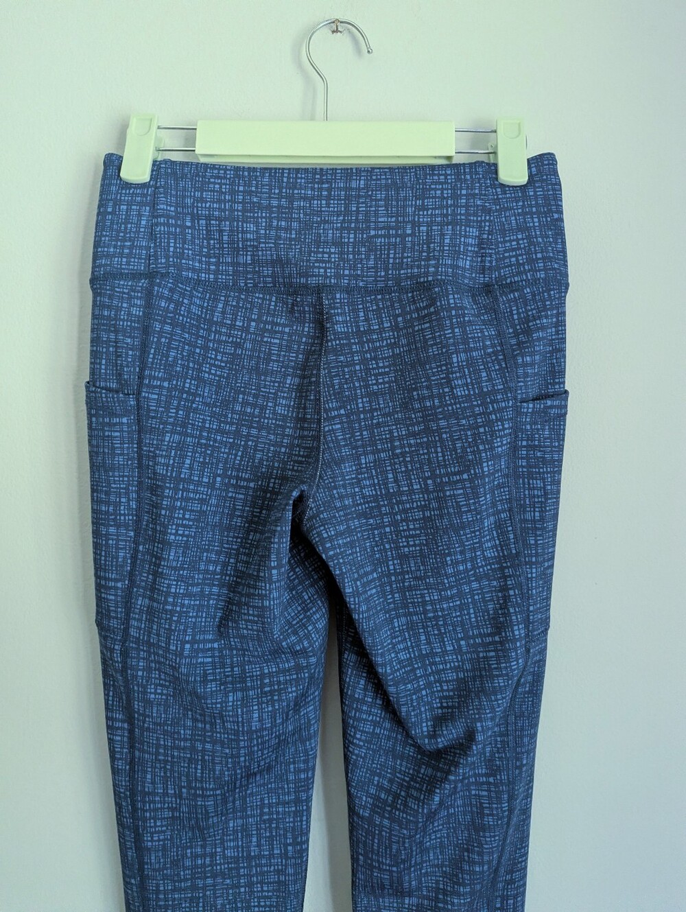 J. McLaughlin Women's XS Active Leggings Blue Crosshatch Pattern Pockets - Picture 5 of 9